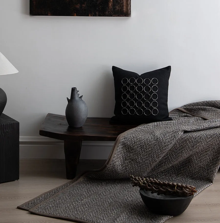 Black And White Pillow Set