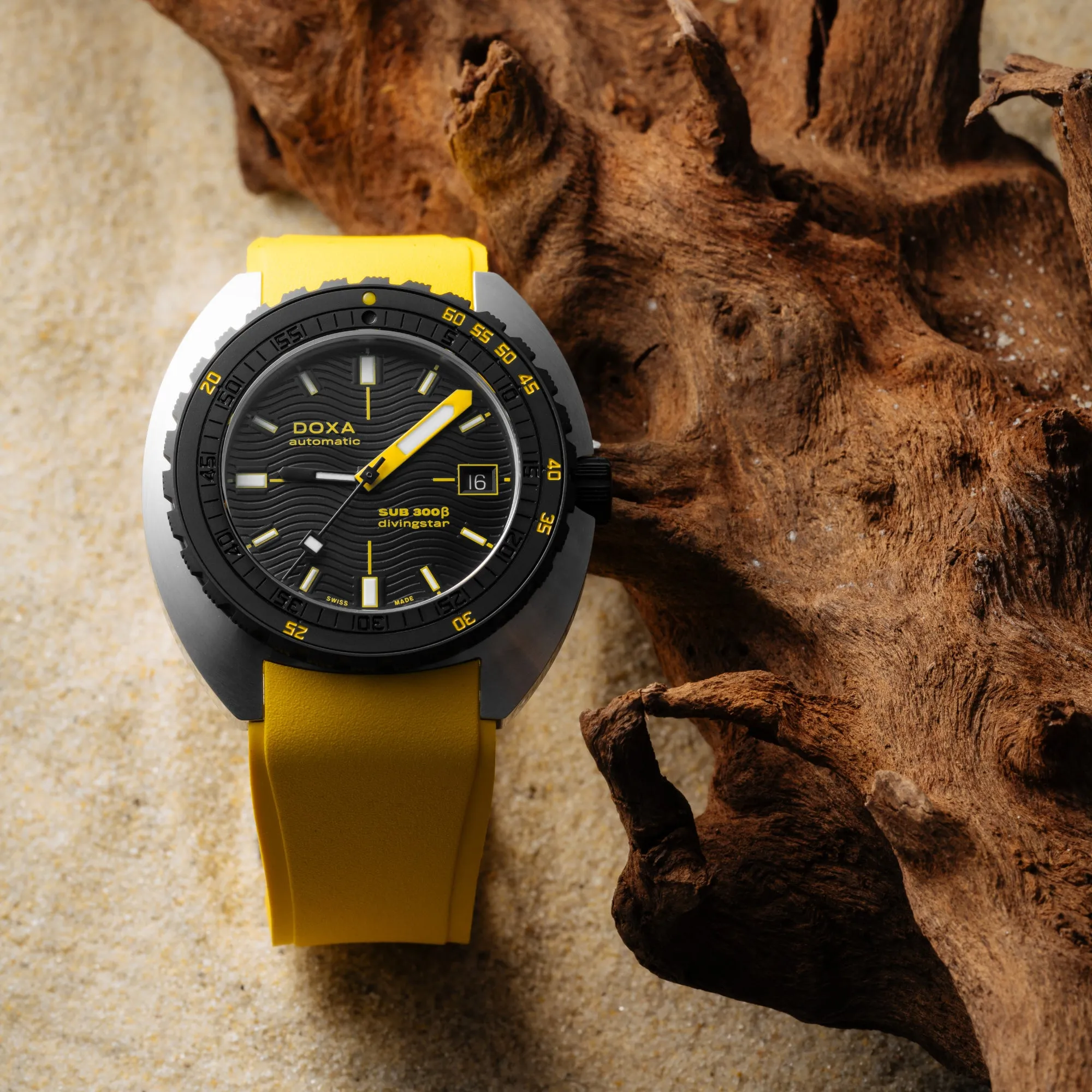 Doxa 300 Beta - Divingstar (Yellow)