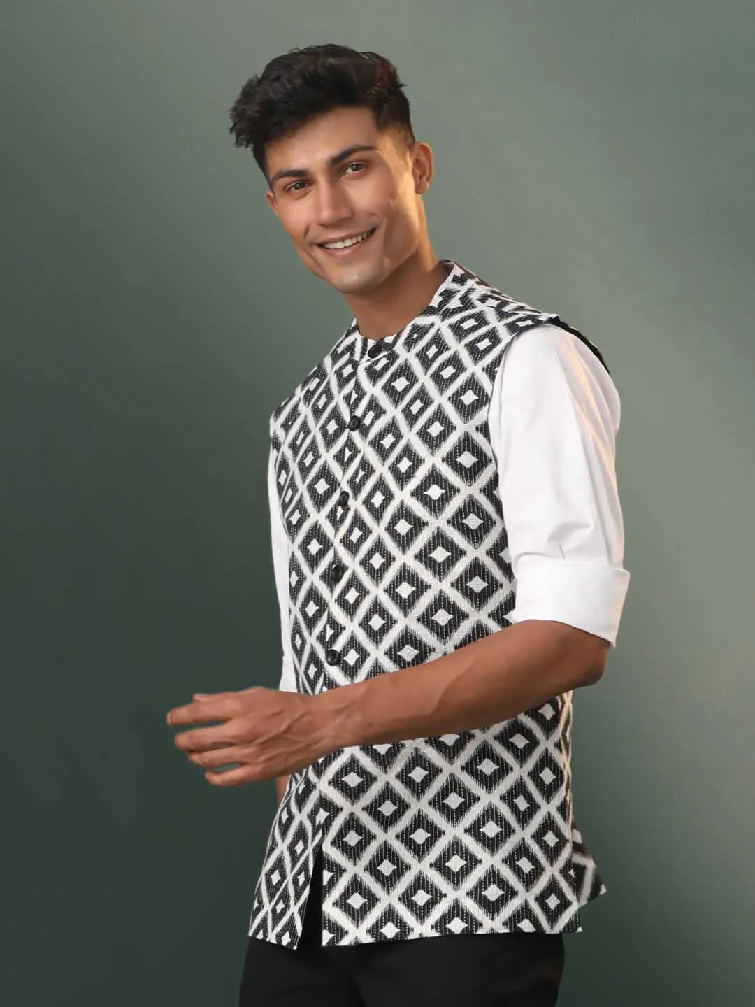 Jashvi Men's Black Ikkat Print Cotton Nehru Jacket