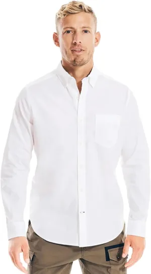 NAUTICA Men's Classic Fit Long Sleeve Button Down Shirt