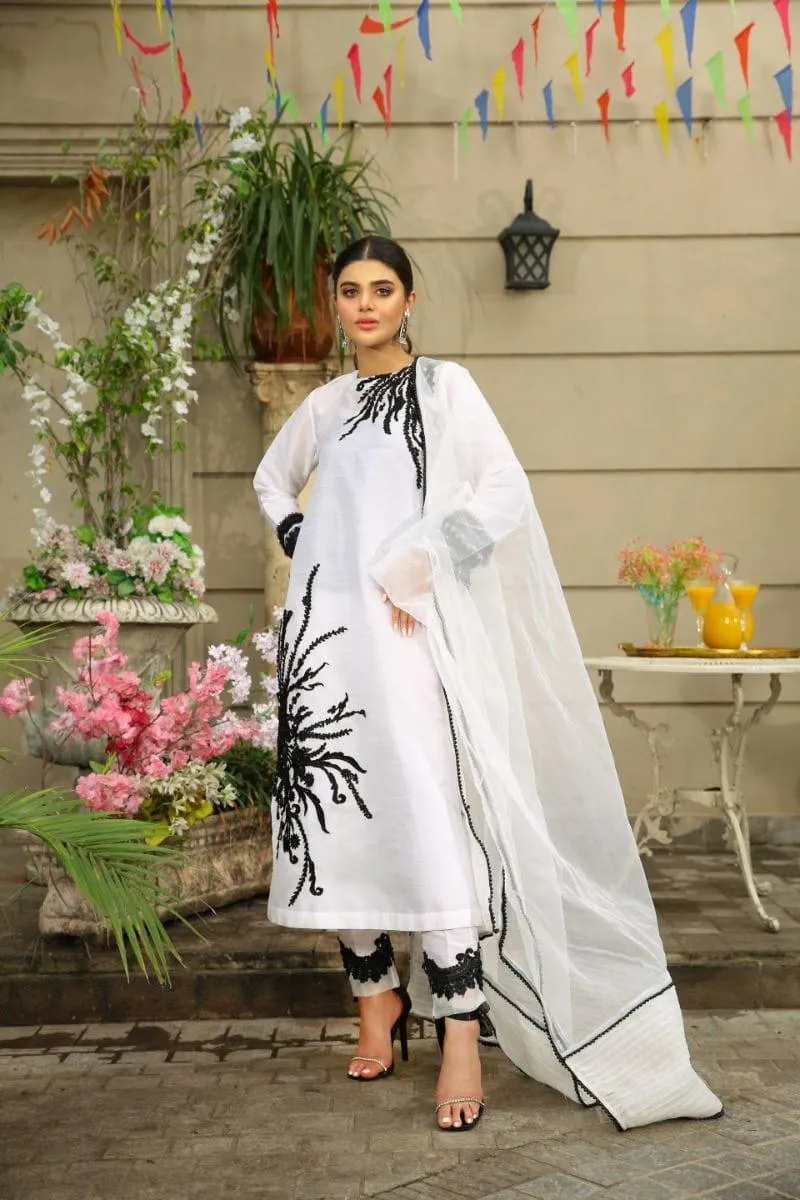 NILOFER SHAHID - Moon Stone - White Canvas - Floral Embroidered - 3 Piece