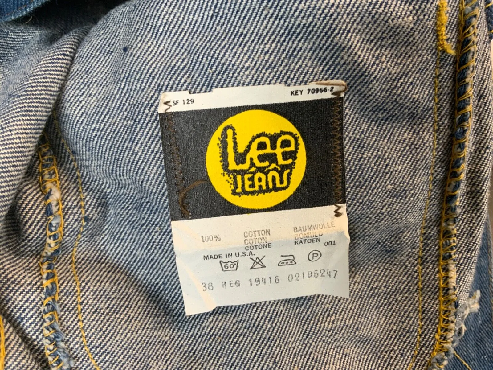RARE VTG EARLY 1970s USA MADE LEE JEANS TRUCKER STIFF DENIM JACKET 34” XS